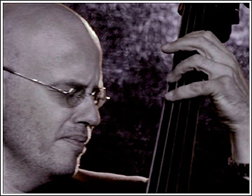 Jürgen Knautz, Bass